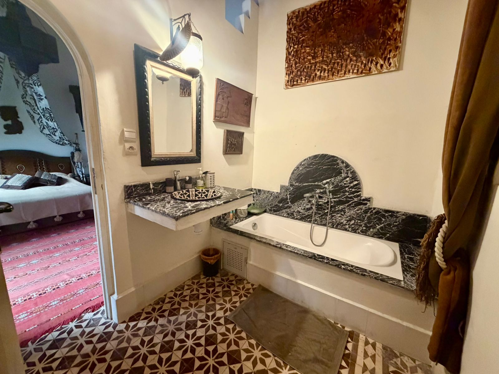 Riad 2